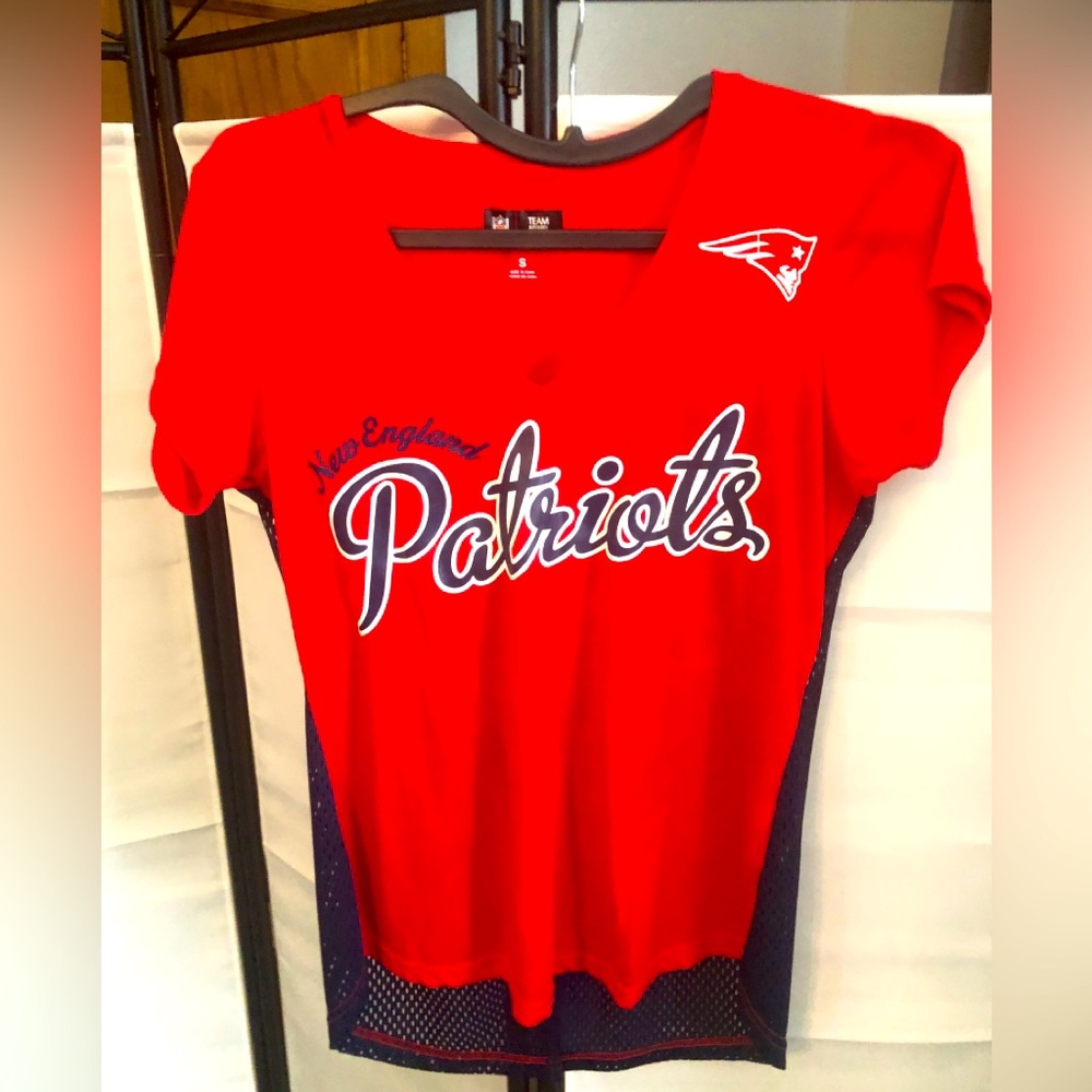 Patriots cap sleeve T-shirt